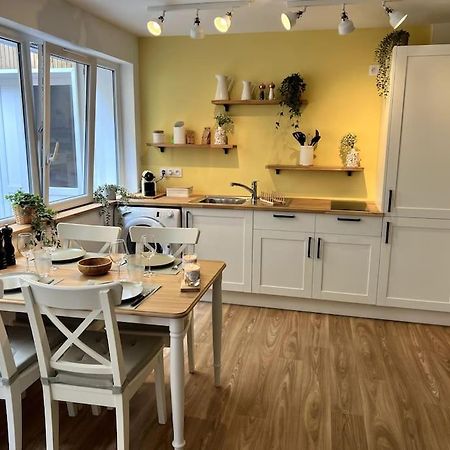 Appart Cosy, Calme Proche Centre Кан Екстериор снимка