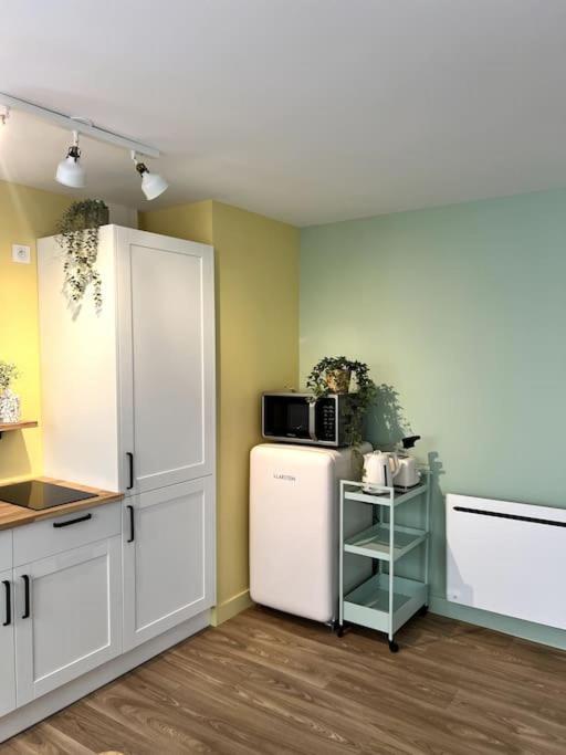 Appart Cosy, Calme Proche Centre Кан Екстериор снимка