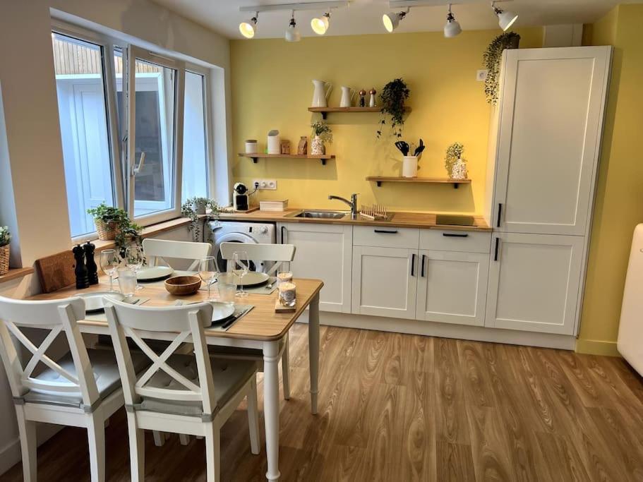 Appart Cosy, Calme Proche Centre Кан Екстериор снимка